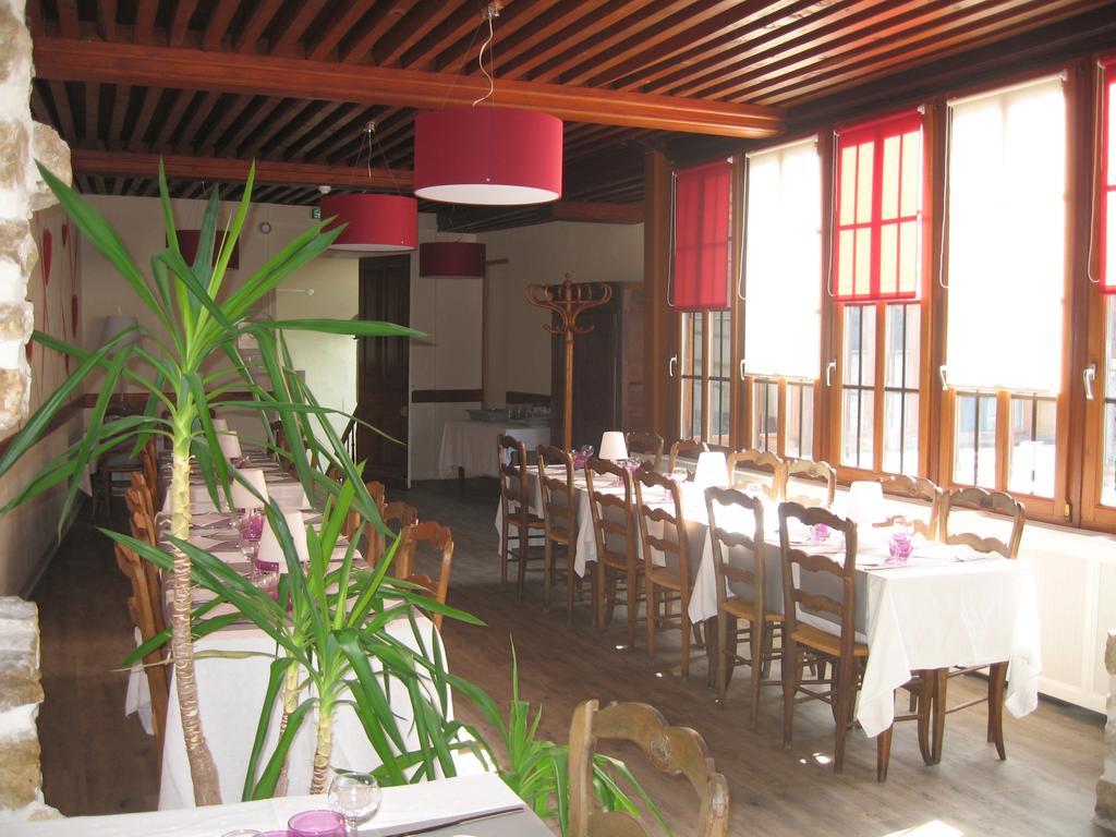 Au Faisan Dore Neuville-sur-Ain Exterior foto